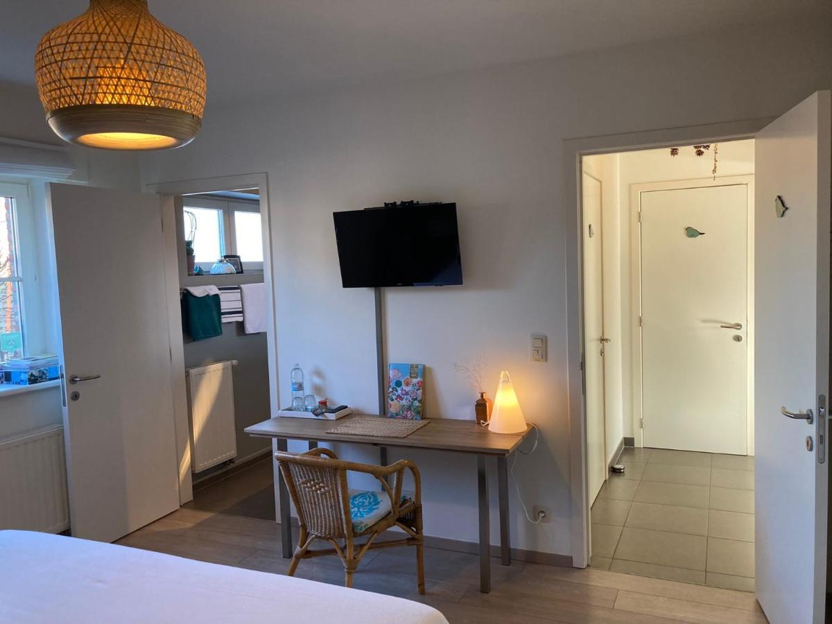 B&B De Grote Plaats โฮกสตราเทน ภายนอก รูปภาพ