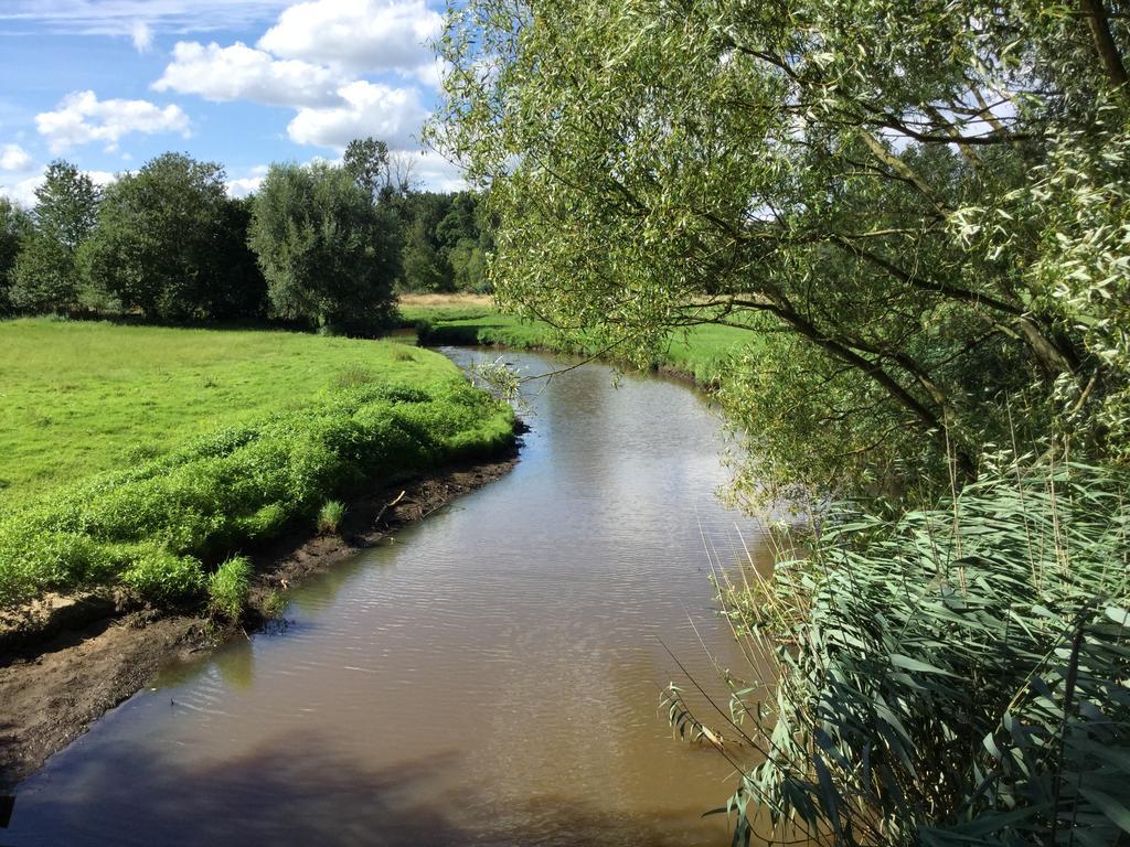 B&B De Grote Plaats โฮกสตราเทน ภายนอก รูปภาพ